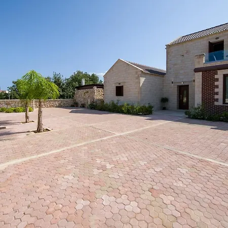 Villa Aktis Luxury Chania (Crete)