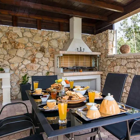 Villa Aktis Luxury