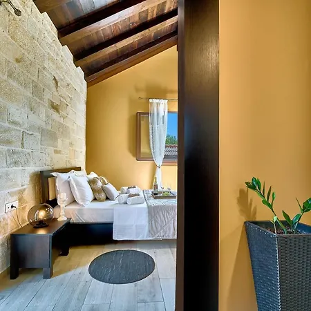 Aktis Luxury Villa