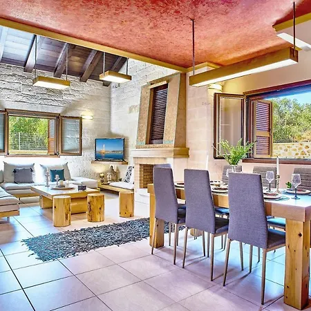Villa Aktis Luxury *